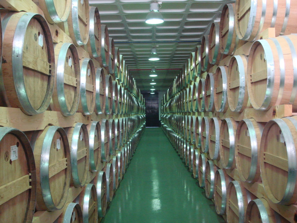 Casks aging at Justino