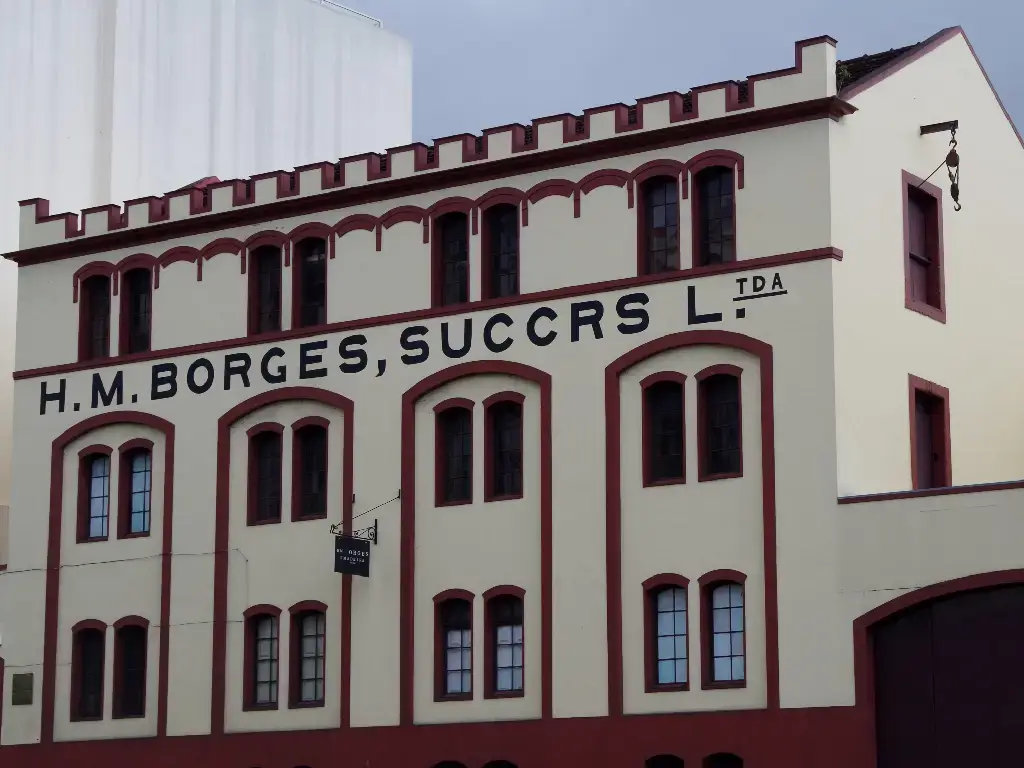 Borges building